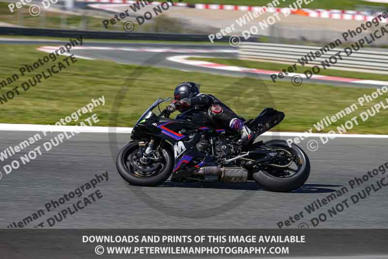 cadwell no limits trackday;cadwell park;cadwell park photographs;cadwell trackday photographs;enduro digital images;event digital images;eventdigitalimages;navarra;no limits trackdays;peter wileman photography;racing digital images;trackday digital images;trackday photos